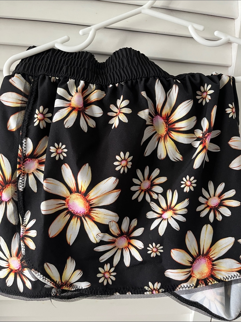 Black Daisy Print woman beach shorts